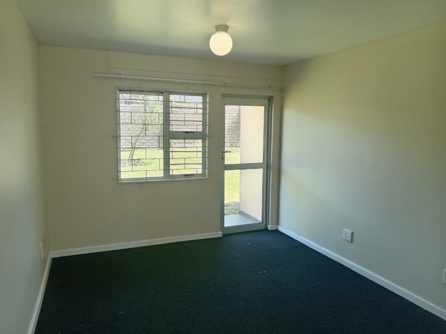 To Let 2 Bedroom Property for Rent in Haven Hills Eastern Cape